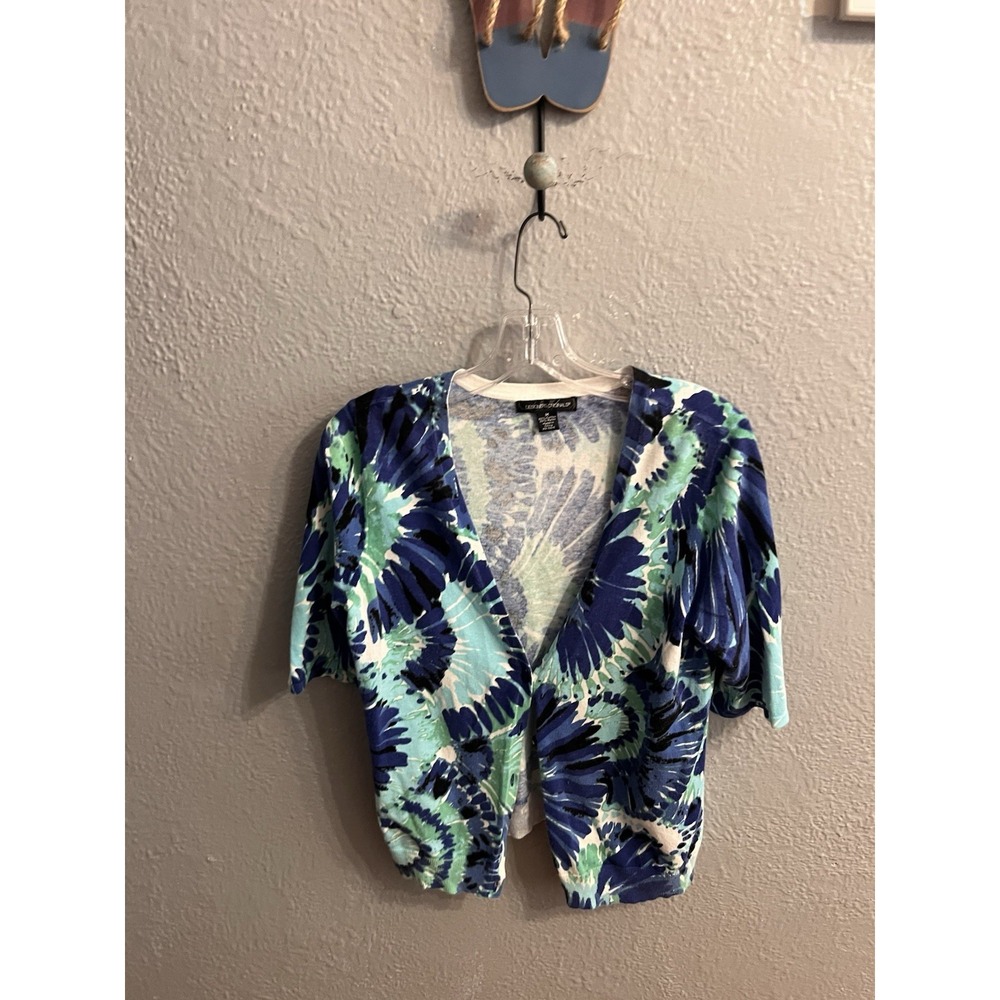 Women‎ Blue Floral Original designs 1/2  sleeve sweater Size Medium
